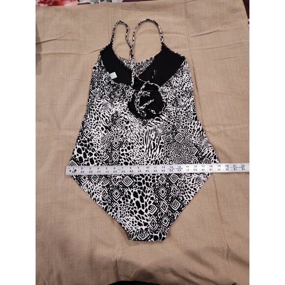 $115 Playa Swim Collection One Piece Tribal Tropical Swimsuit 16 XL Black White - Picture 8 of 12